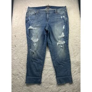 Torrid Women Jeans‎ Blue Size 20 Crop Boyfriend Denim Vintage Stretch Thrashed